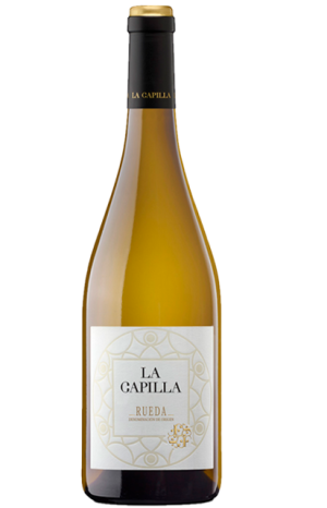 Botella de Vino Blanco La Capilla con variedades de uvas 50%% Verdejo, 50% Sauvighon Blanc